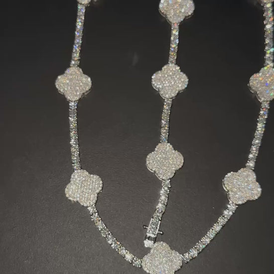 Van Cleef Set video