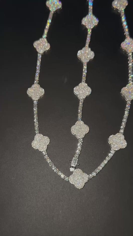 Van Cleef Set video