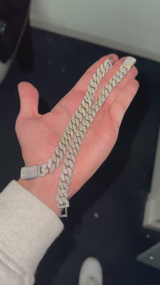 Mini Cuban Bracelet video