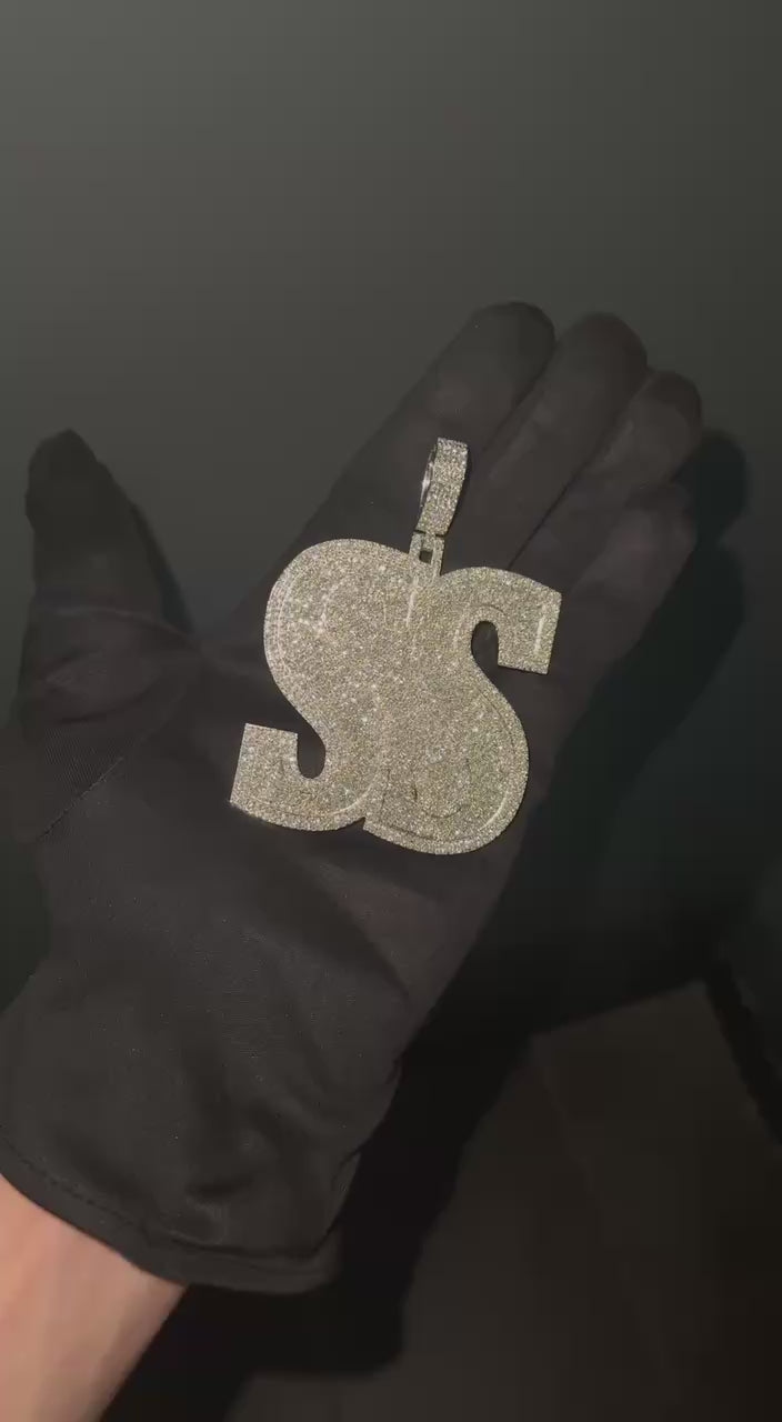 Jesus Head and Cross Chain video
