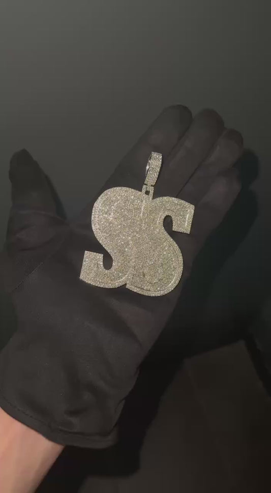 Jesus Head and Cross Chain video