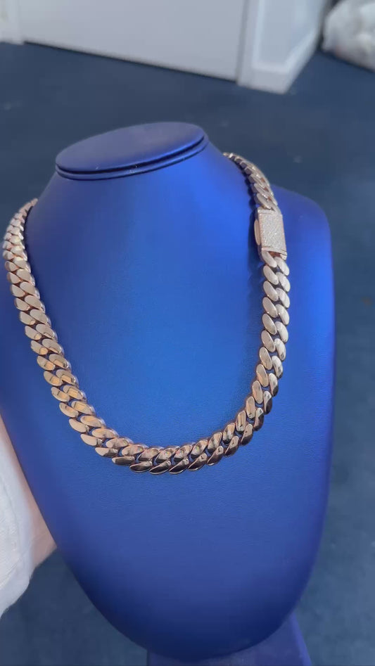 Plain Cuban : White Gold video