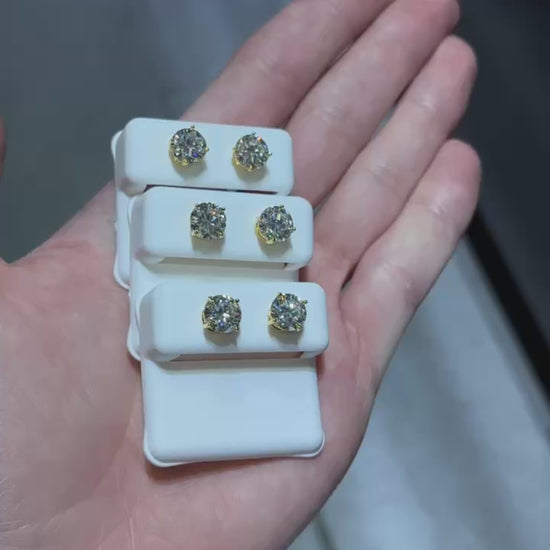 Big Pointer Studs video